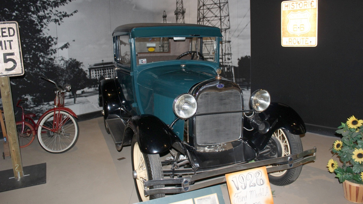 Click to Enlarge-Esc to Close EventPhotos/Route66/Route 66-3677 Elk City OK.jpg